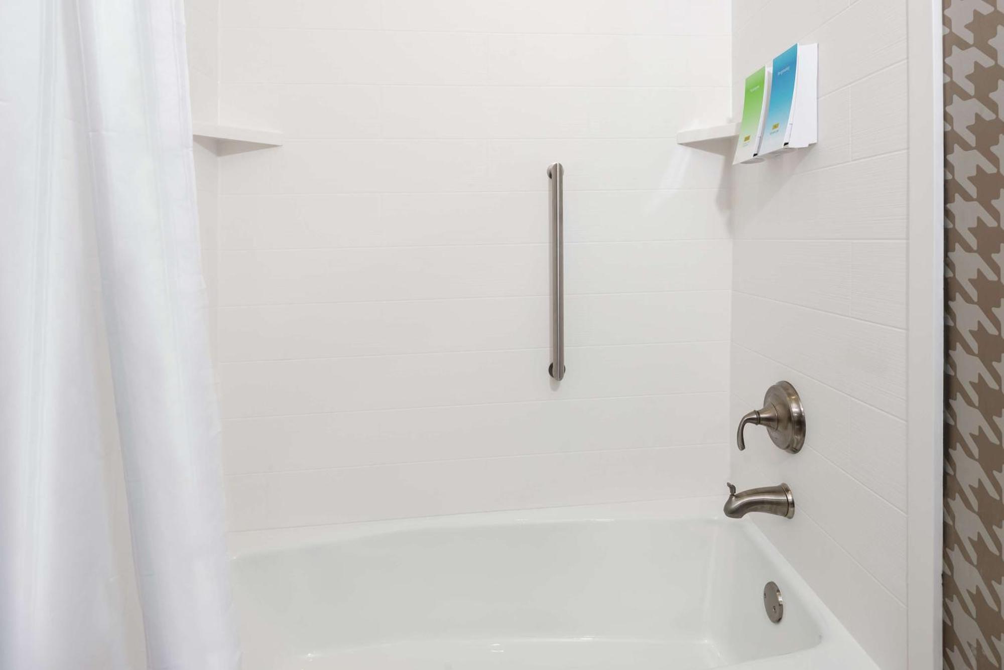 Home2 Suites By Hilton Orlando Near Ucf Alafaya Exterior photo